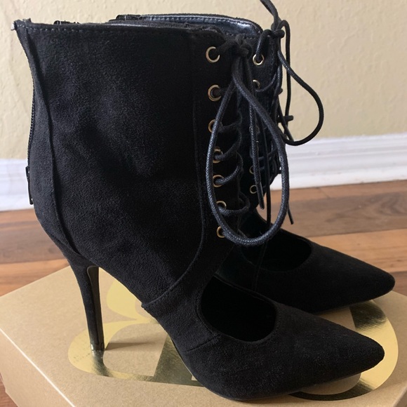 Black Lace Up Heels - Picture 2 of 4